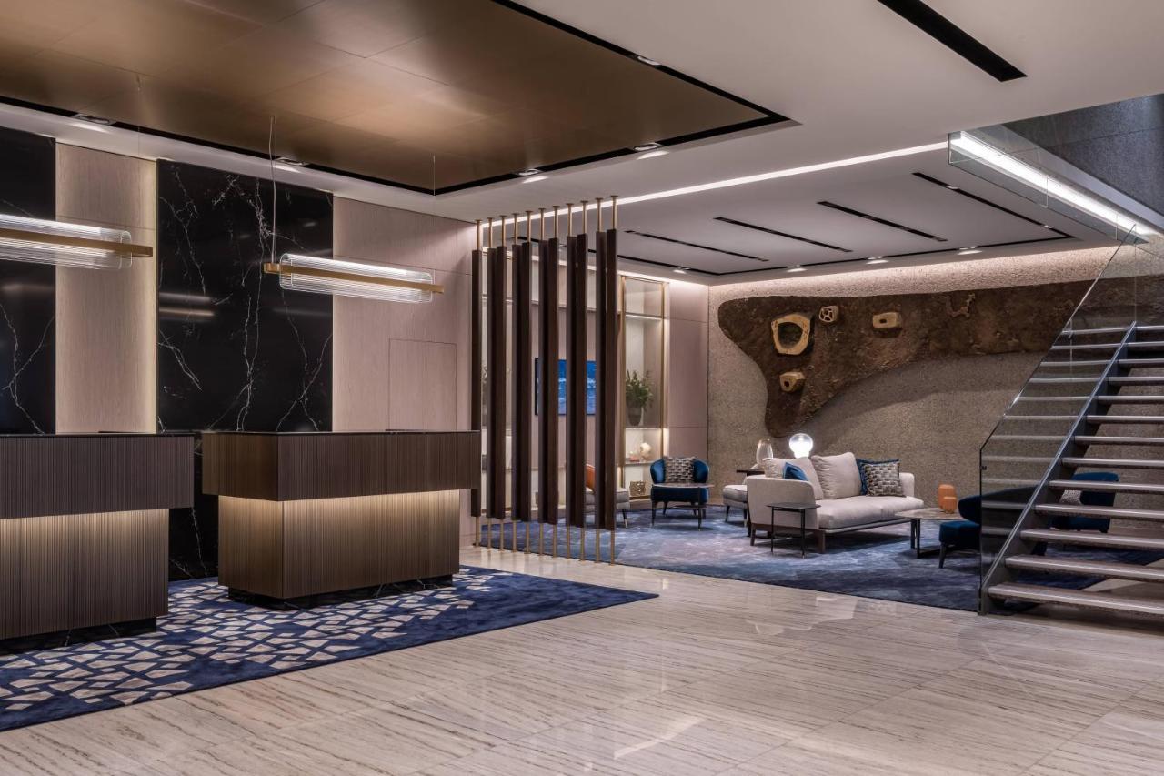 Zurich Marriott Hotel Eksteriør billede The lobby of the hotel