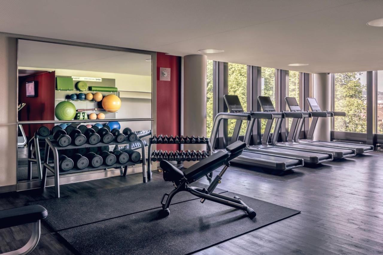 Zurich Marriott Hotel Eksteriør billede The gym at the hotel